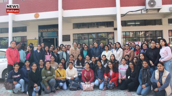 Mehr Chand Mahajan DAV College for Women(3)